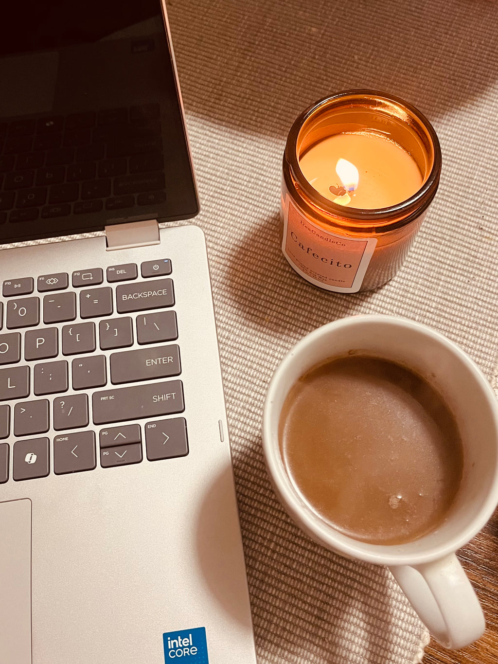 Cafecito – 100% Soy Wax Candle (8 oz Amber Jar)